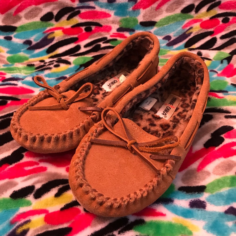 Girls Minnetonka Moccasins
